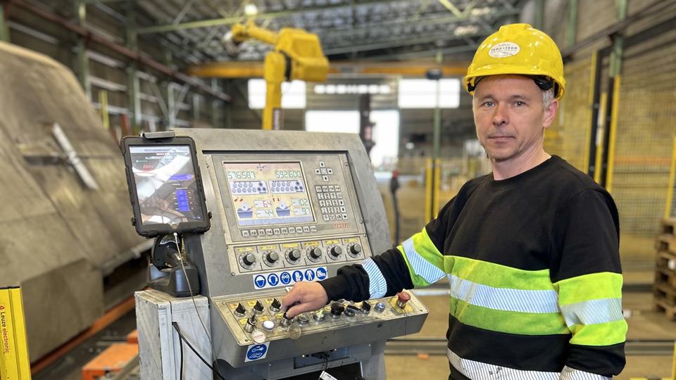 Fra ledende ingeniør ved et kjernekraftverk i Ukraina – til bøylerobot-operatør i Trondheim